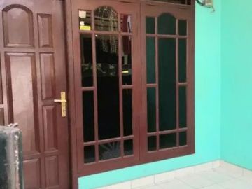 Rumah Lokasi Strategis dekat Stasiun KA Sudimara di Villa Bintaro Indah 5534
