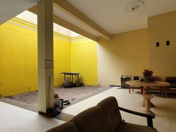 Jual Rumah Mewah Tlogomas Malang