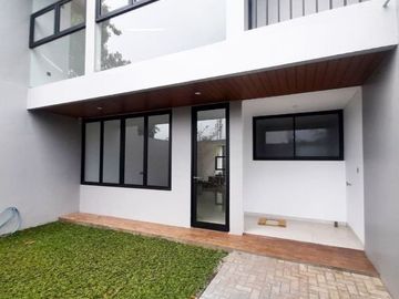 BEST LOCATION Rumah Baru Di Sayap Pasteur Babakan Jeruk Bandung