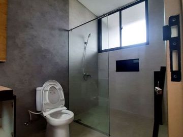 BEST LOCATION Rumah Baru Di Sayap Pasteur Babakan Jeruk Bandung