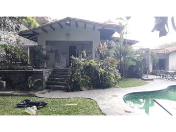 VENDE LOTE SANTA TERESITA CALI