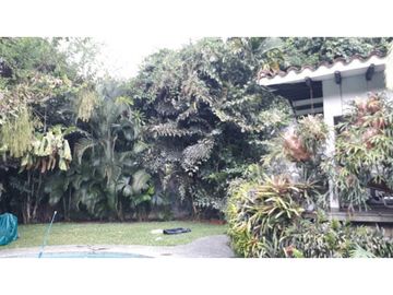 VENDE LOTE SANTA TERESITA CALI