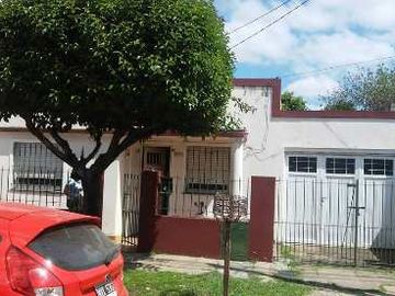 Casa en venta en Moron Sur