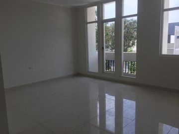 Rumah Cantik dan Mewah Siap Huni di Cluster Pelican Serpong