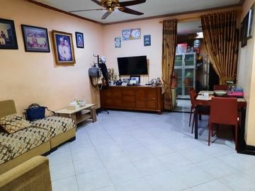 DIJUAL RUMAH BERSIH DAN NYAMAN DI PONDOK MELATI, BEKASI