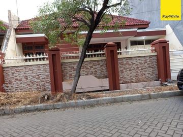 Disewakan Rumah Siap Huni di Jl. Simpang Darmo Permai Selatan