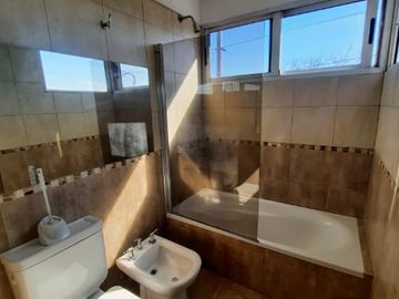 Casa en venta en Lanus Oeste