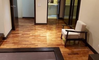 Rush Condominium Fire Sale 3 Bedrooms: 3BR Flat Condo for Sale in The Residences at Greenbelt Laguna Tower Trag Makati