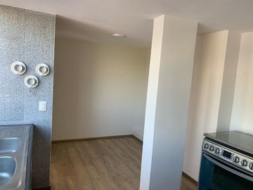 Venta de departamento de dos pisos en San Pedro de los pinos.