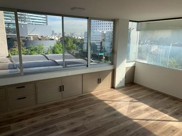 Venta de departamento de dos pisos en San Pedro de los pinos.