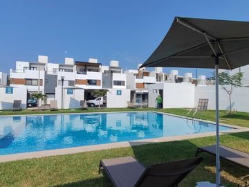 -Casa en Venta, Residencial Cumbres II, Carr. San José Novillero.