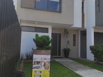 -Casa en Venta, Residencial Cumbres II, Carr. San José Novillero.