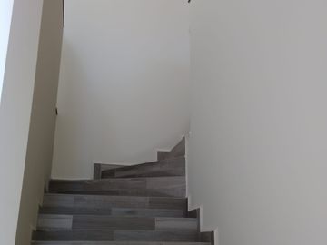 CASA EN TARRAGONA CON HERMOSOS ACABADOS MODELO MARBELLA