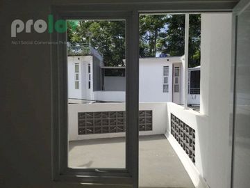Rumah Siap Huni 2 Lantai Full Dak di Pesona Paviliun Kota Cimahi dekat Pemkot & Alun-Alun Cimahi