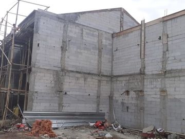 Rumah Mewah Strategis Hampir jadi Duren Sawit Pondok Kelapa Jakarta