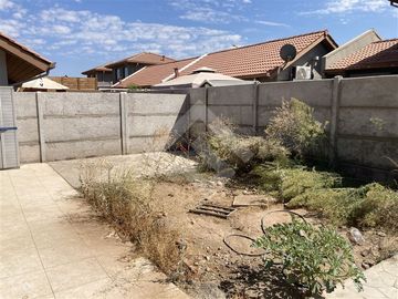 Casa en Venta en AVENIDA VICTOR TRONCOSO MUÑOZ