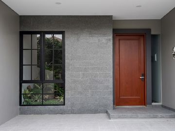 Meruya Rumah Baru Hadap Selatan