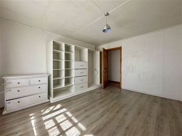 ELEGANTE Y HERMOSA 5D 3B Y 700M2 DE TERRENO ,RESIDENCIAL
