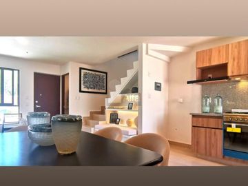 Casa en Venta en Frac Villa Asturiana, León, Gto. a 700m del Puente del Milenio, Modelo NAVIA