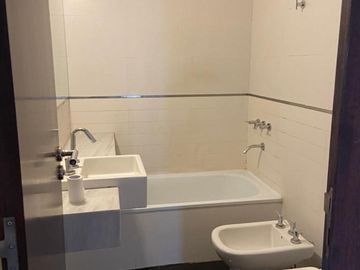 3 y 4  AMBIENTES con cochera  , 81.70 M2 , y 156.60 m2  PISCINA, SUM,GIMNASIO, SEGURIDAD ,SAUNA , LAUNDRY, PARRILLAS , SOLARIUM