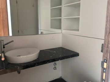 3 y 4  AMBIENTES con cochera  , 81.70 M2 , y 156.60 m2  PISCINA, SUM,GIMNASIO, SEGURIDAD ,SAUNA , LAUNDRY, PARRILLAS , SOLARIUM
