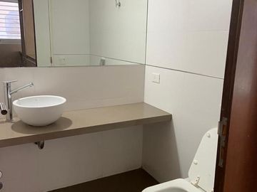 3 y 4  AMBIENTES con cochera  , 81.70 M2 , y 156.60 m2  PISCINA, SUM,GIMNASIO, SEGURIDAD ,SAUNA , LAUNDRY, PARRILLAS , SOLARIUM