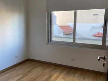 3 y 4  AMBIENTES con cochera  , 81.70 M2 , y 156.60 m2  PISCINA, SUM,GIMNASIO, SEGURIDAD ,SAUNA , LAUNDRY, PARRILLAS , SOLARIUM