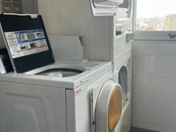 3 y 4  AMBIENTES con cochera  , 81.70 M2 , y 156.60 m2  PISCINA, SUM,GIMNASIO, SEGURIDAD ,SAUNA , LAUNDRY, PARRILLAS , SOLARIUM