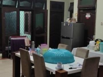 Dijual Rumah second Rungkut Asri 3.8 M