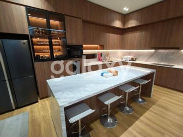VILLA MEWAH MODERN DEKAT PANTAI JIMBARAN