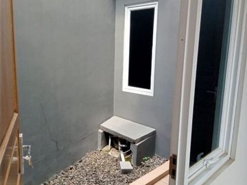 Rumah strategis tanah luas harga murah,row jalan cukup 2 mobil,tunggu apa segera buking