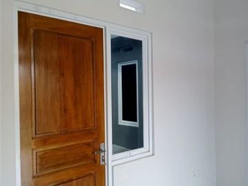Rumah strategis tanah luas harga murah,row jalan cukup 2 mobil,tunggu apa segera buking