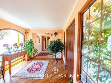 Espectacular casa de 440m2 en condominio Santa Mónica Peñuelas