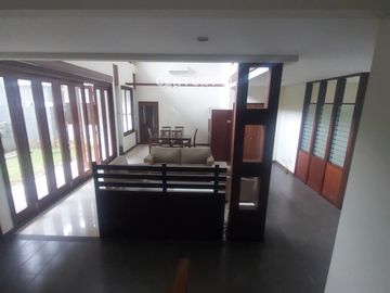 Rumah Nyaman Siap Huni SHM Di Jl Setraduta Kota Bandung