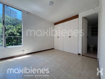 apartamento en arriendo en castropol. Cod A69137