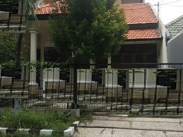 Rumah disewakan Darmo Permai Utara