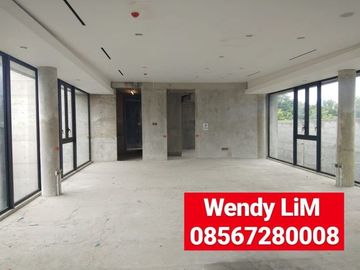 DISEWAKAN GEDUNG KANTOR STRATEGIS At SENOPATI Ry, IDR. 2,7 M/thn