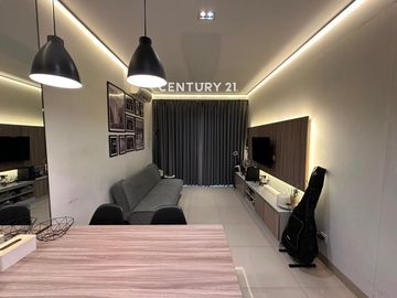 Rumah Full Furnished Di Graha Raya Bintaro