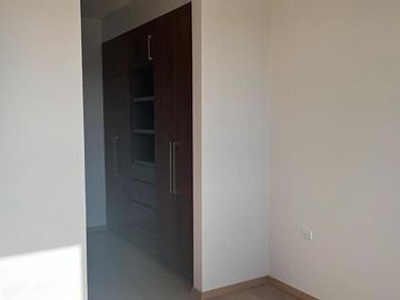 CASA EN VENTA MUY CERCA DE TOWN CENTER Y VIA ATLIXCAYOTL. PARQUE AGUASCALIENTES