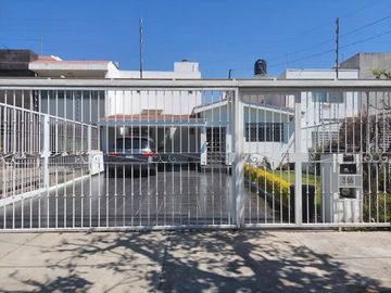 Casa en Jardines del Sol, Zapopan