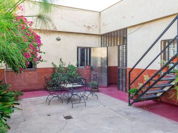 CASA 5 DORM VENTA MACROCENTRO 436M2 AV SAN MARTIN