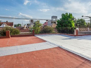 CASA 5 DORM VENTA MACROCENTRO 436M2 AV SAN MARTIN