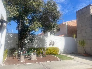 CASA EN VENTA EN LOMAS CUARTA SECCIÓN