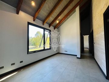 Casa en venta 4 dorm. en Villarrica