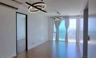 FOR SALE: Two Serendra Sequioa Tower