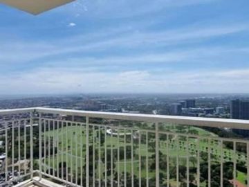 FOR SALE: Two Serendra Sequioa Tower