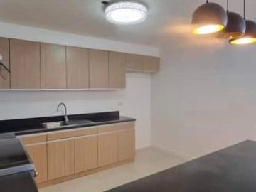 FOR SALE: Two Serendra Sequioa Tower