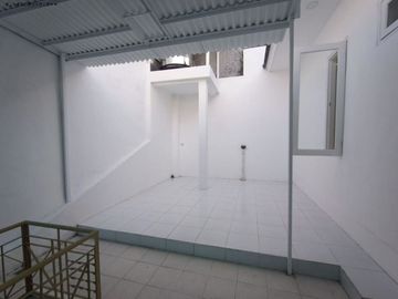Rumah TAMAN MUTIARA PAKUWON CITY MINIMALIS, SEMI FURNISH