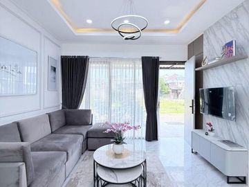 Rumah Modern Full Furnished Dekat MRT Dalam Cluster di Cirendeu