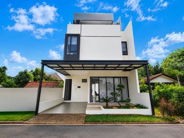 Rumah Modern Full Furnished Dekat MRT Dalam Cluster di Cirendeu